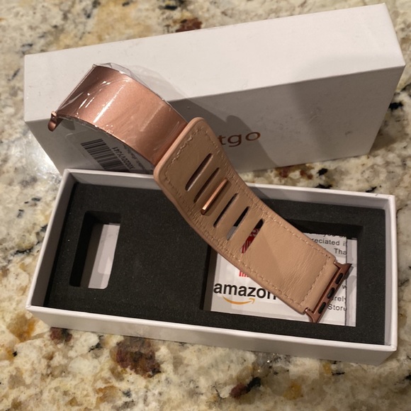 Rose pink Apple Watch band. - Picture 2 of 5